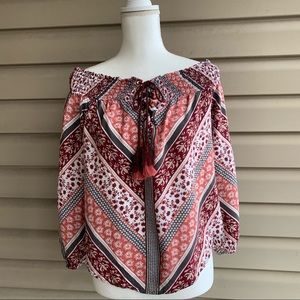 •Knox Rose• Off the Shoulder Boho Top ☮️